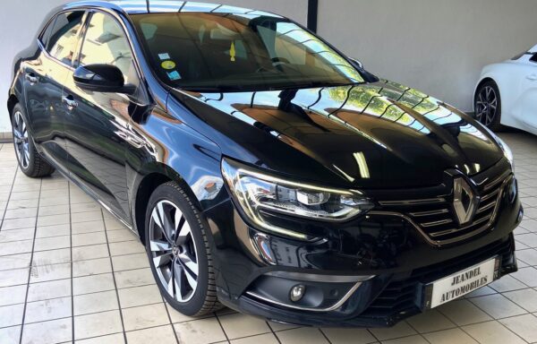 RENAULT Mégane IV BlueDci 150 cv Edc Intens