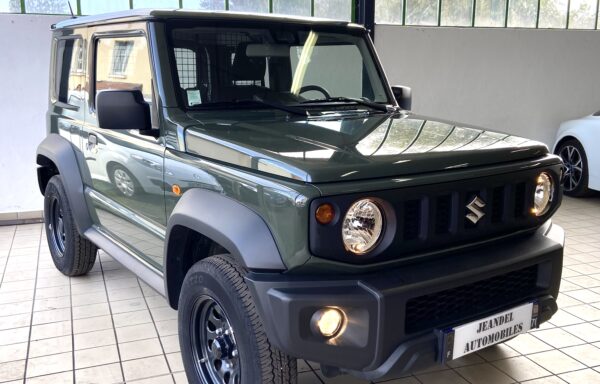 Suzuki Jimny 1.5 Vvt 102 cv Privilège Allgrip (Très faible kms)